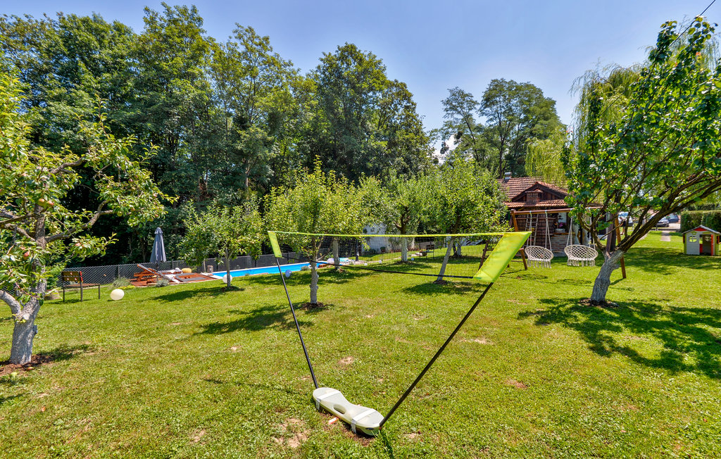 Semesterhus - Zagreb-Kupljenovo , Kroatien - CCC208 25