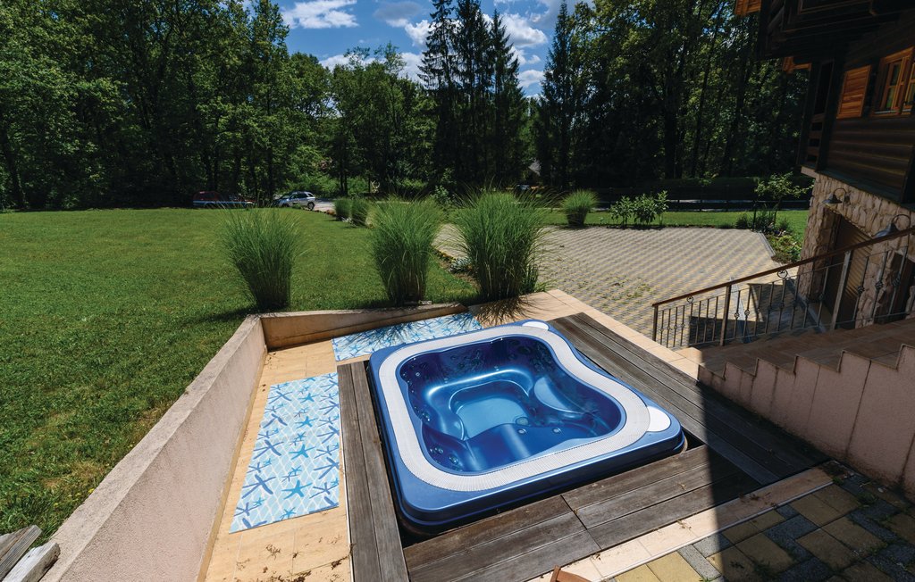 Semesterhus - Karlovac-Krasic , Kroatien - CCC142 16