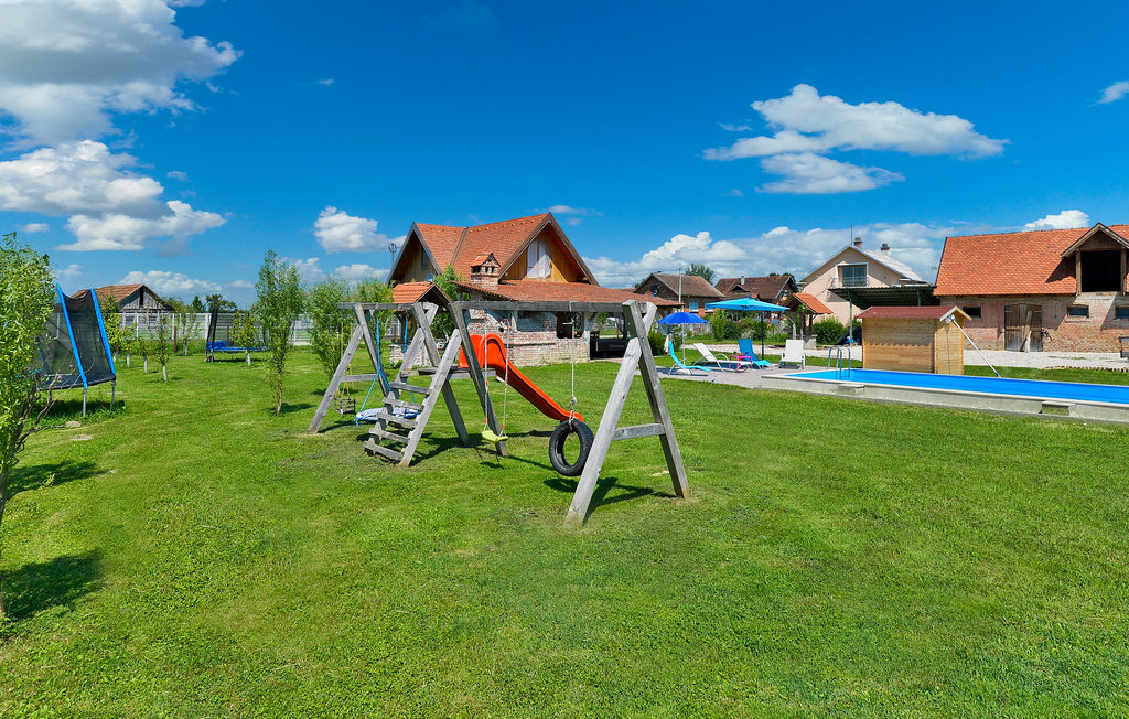 Semesterhus - Vrbovec-Poljana , Kroatien - CCC302 2