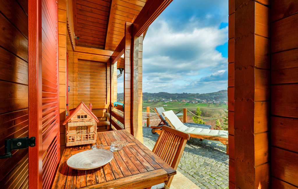 Semesterhus - Zagreb-Paruzevina , Kroatien - CCC323 13