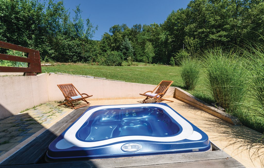 Semesterhus - Karlovac-Krasic , Kroatien - CCC142 14