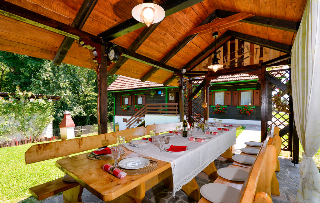 Semesterhus - Zagreb-Kupljenovo , Kroatien - CCC208 20