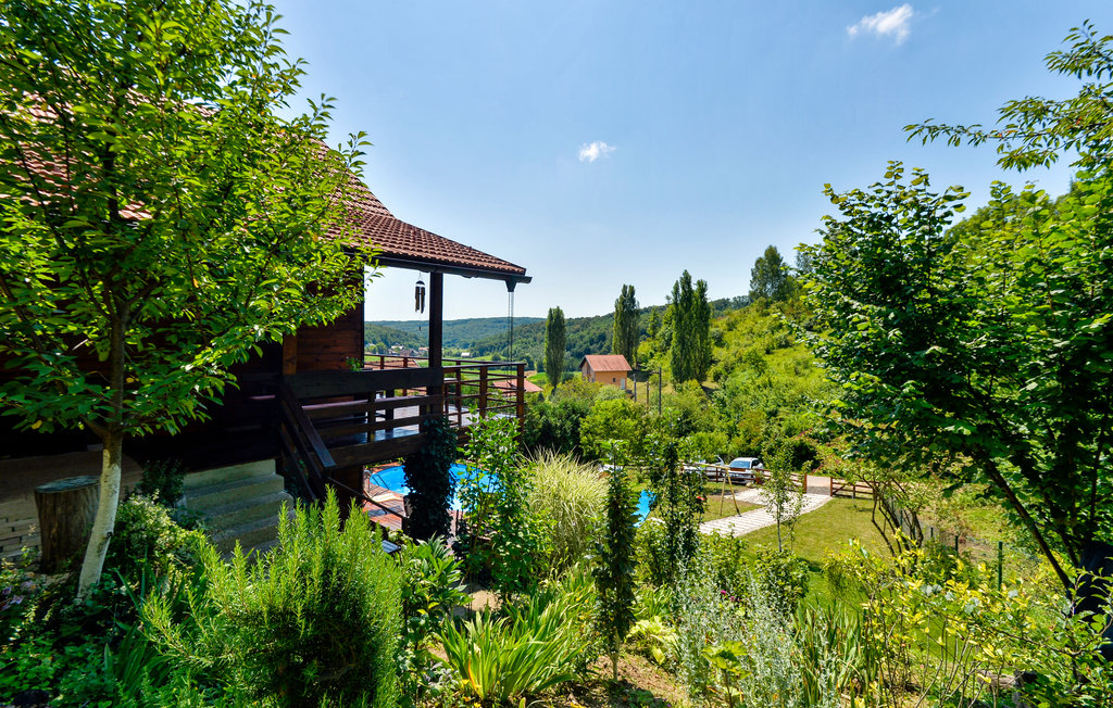 Semesterhus - Trstenik Puscanski , Kroatien - CCC203 13