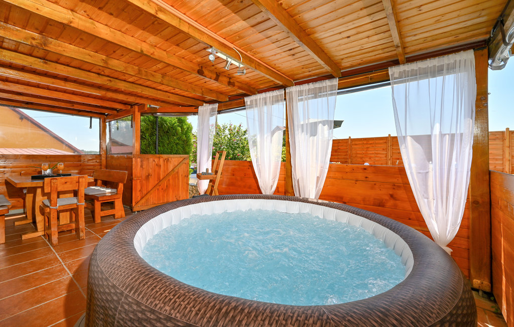 Feriehus - Varazdin - Falinic Breg , Kroatia - CCC279 2