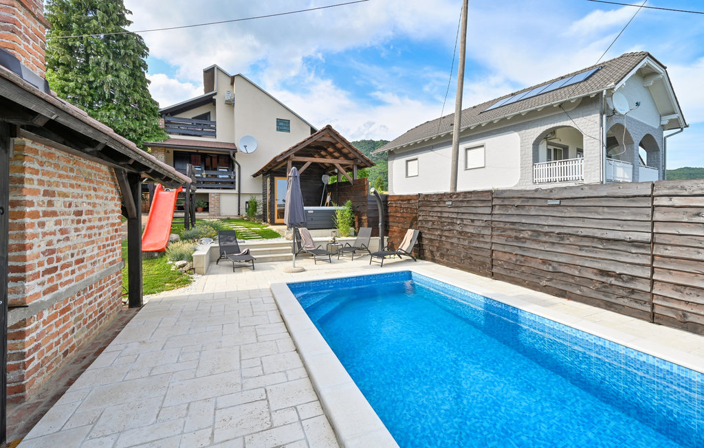 Semesterhus - Krizevci-Kalnik , Kroatien - CCC201 3