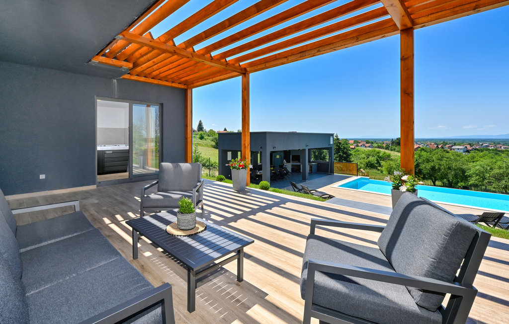 Feriehus - Zagreb-Klostar Ivanic , Kroatia - CCC350 17