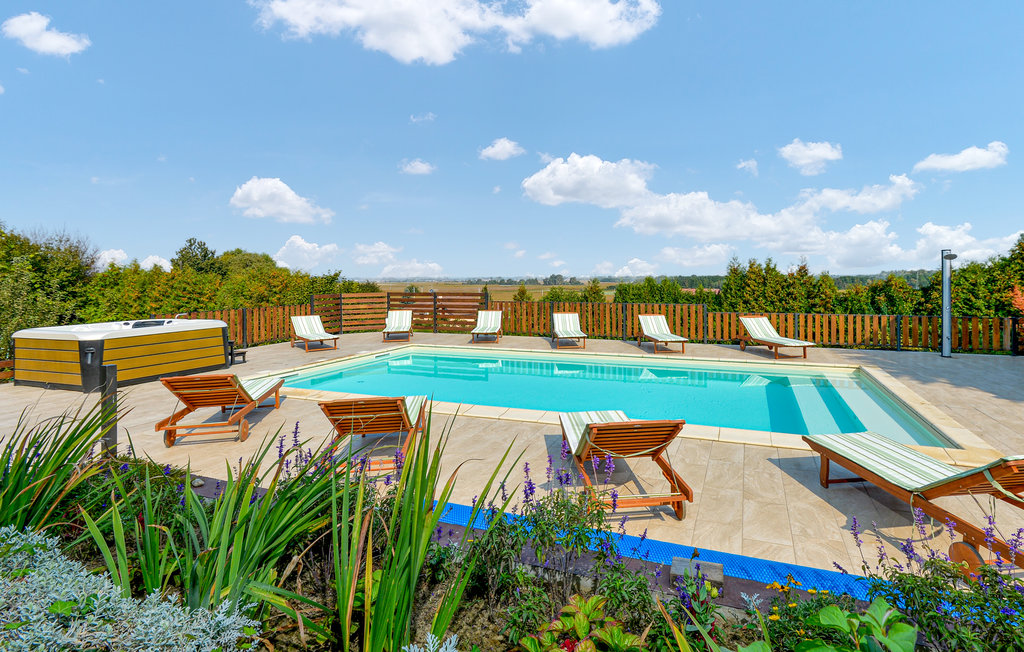 Semesterhus - Ludbreg , Kroatien - CCC061 10