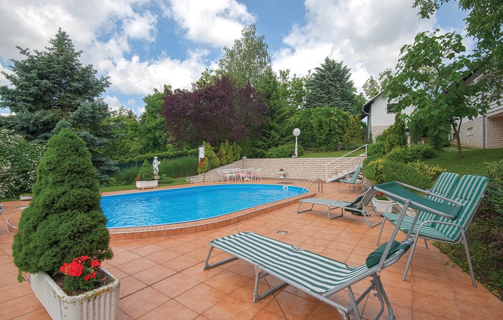 Feriehus - Varazdin-Seketin , Kroatia - CCC130 9