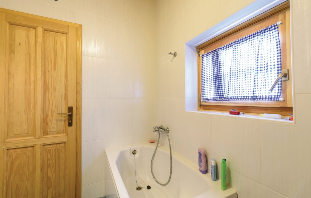 Semesterhus - Karlovac-Krasic , Kroatien - CCC142 36