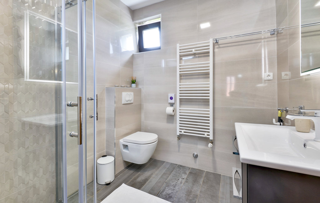 Semesterhus - Zagreb-Lasinja , Kroatien - CCC199 40