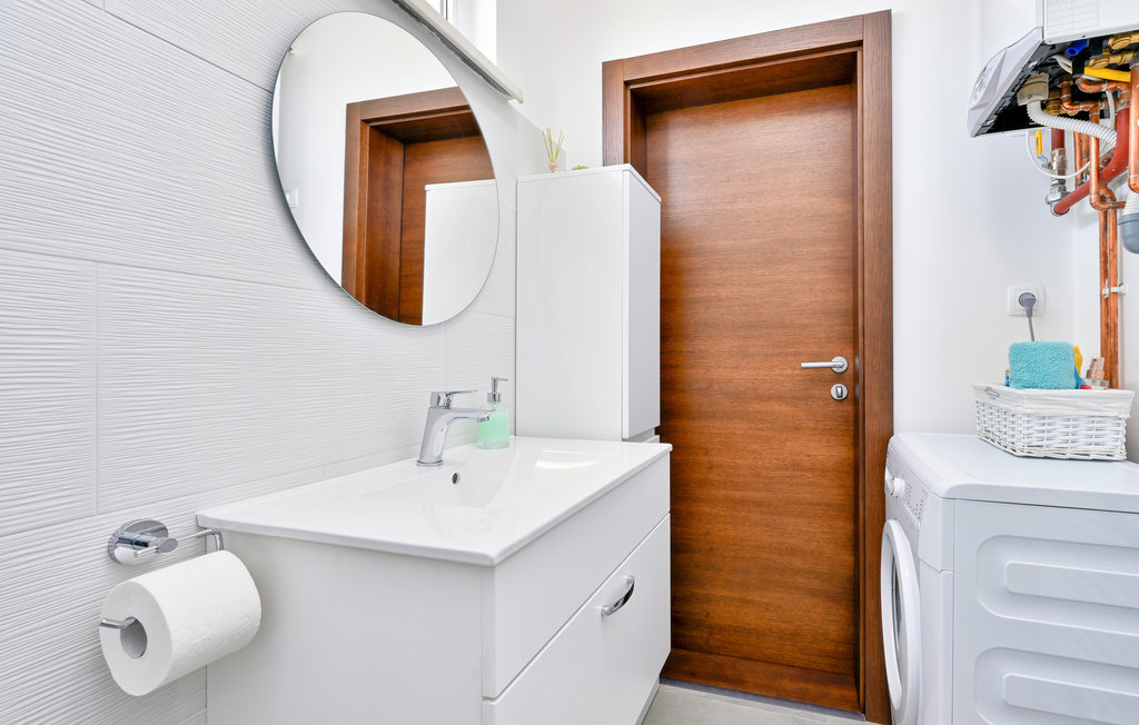 Semesterhus - Varazdin-Trnovec Bartolovecki , Kroatien - CCC336 25