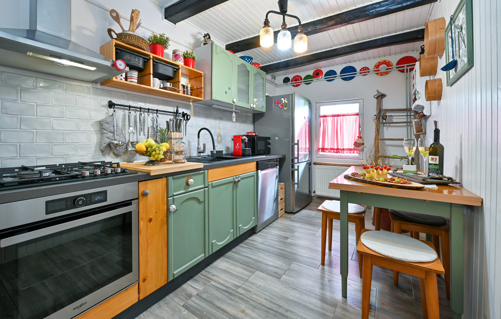 Semesterhus - Zagreb-Kupljenovo , Kroatien - CCC208 4