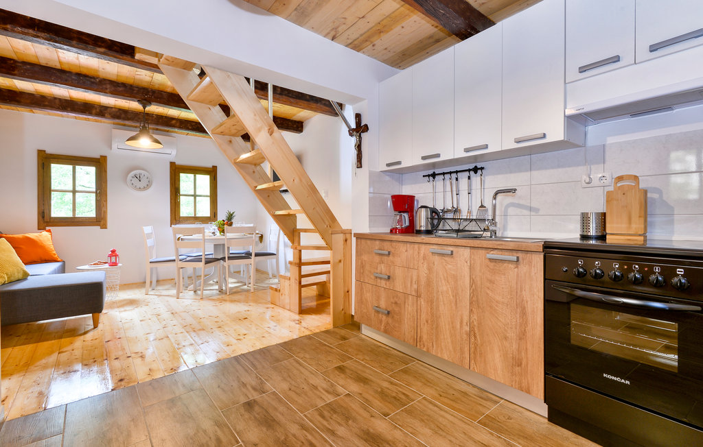 Semesterhus - Zagreb-Sveti Ivan Zelina , Kroatien - CCC165 4