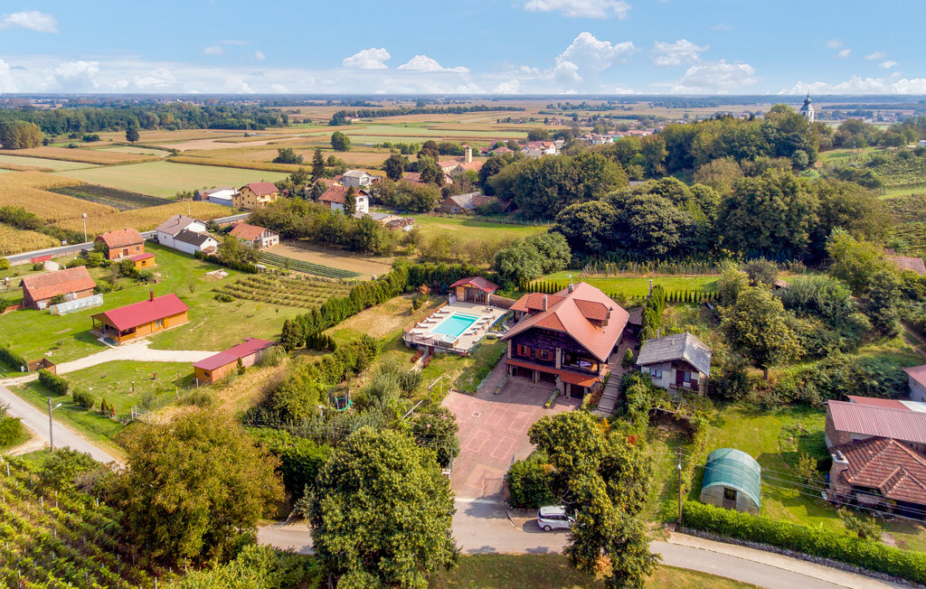 Semesterhus - Ludbreg , Kroatien - CCC061 14