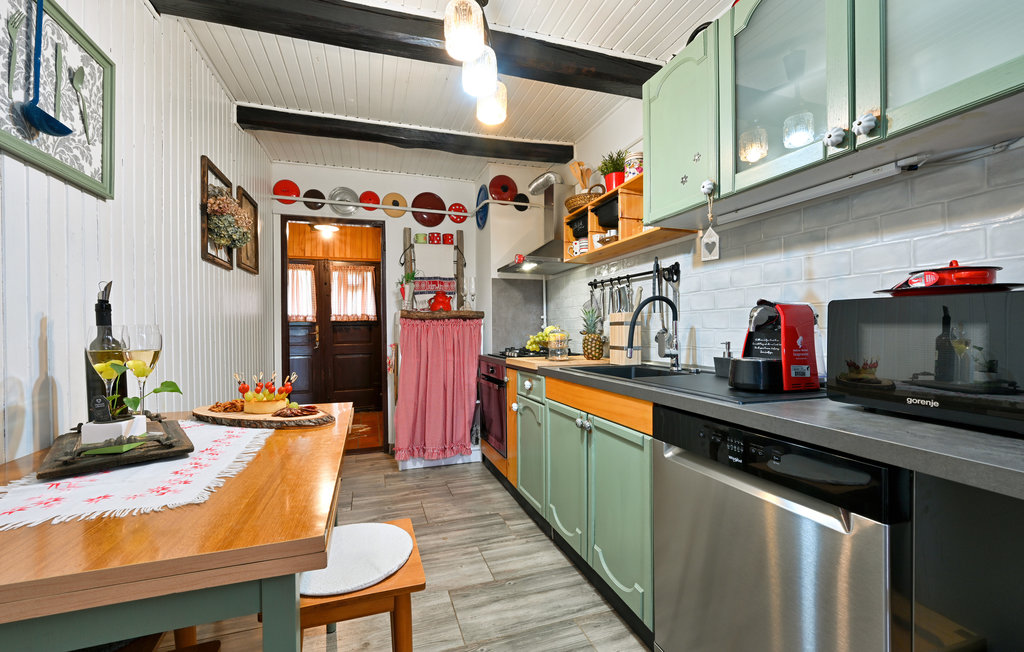 Semesterhus - Zagreb-Kupljenovo , Kroatien - CCC208 39