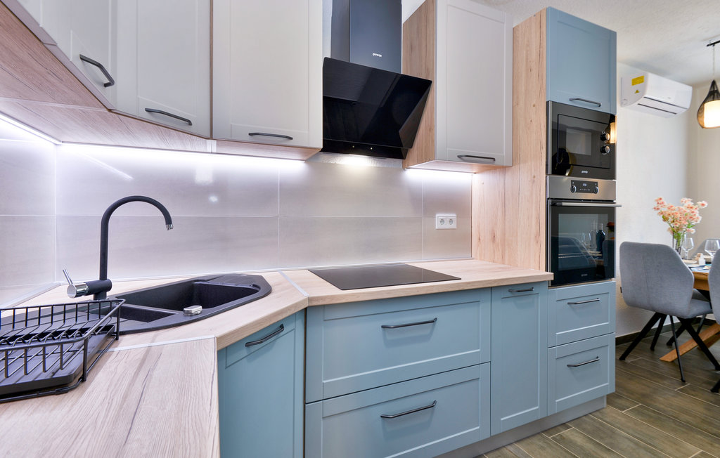 Semesterhus - Zagreb-Lasinja , Kroatien - CCC199 8