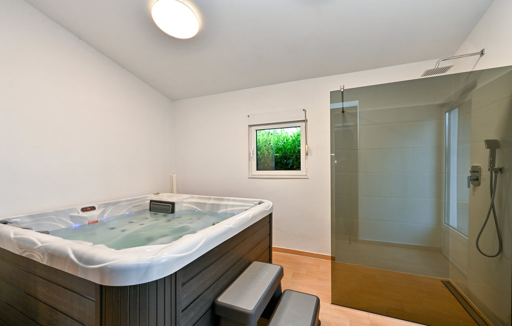 Feriehuse - Varazdin - Majerje , Kroatien - CCC380 5