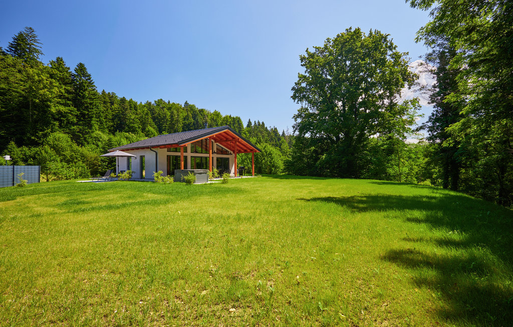 Feriehus - Trakoscan , Kroatia - CCC437 11