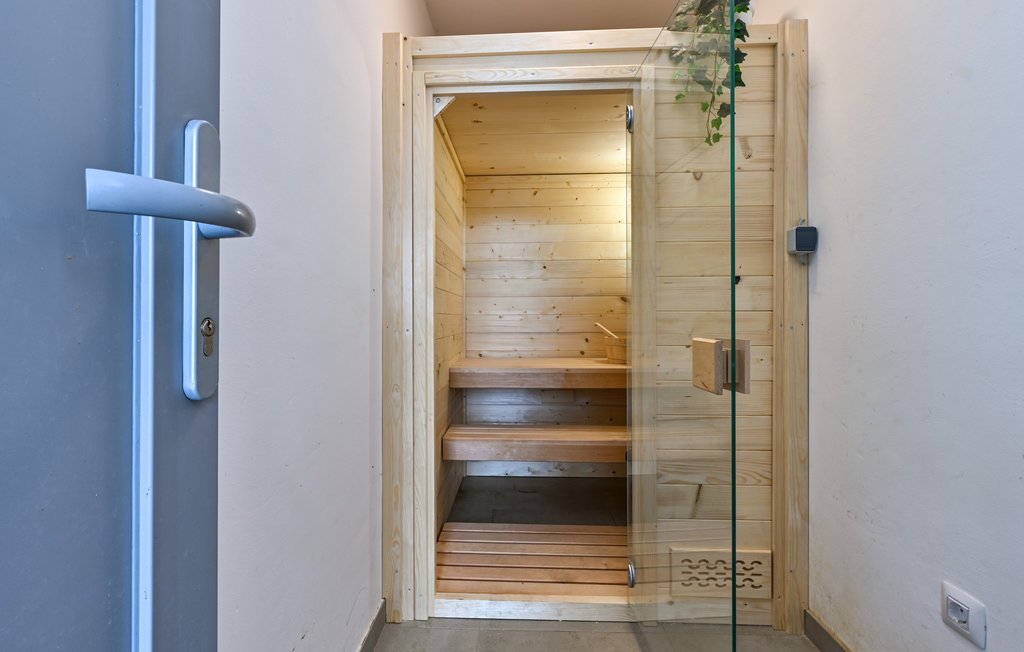 Feriehus - Varazdin Breg , Kroatia - CCC343 52