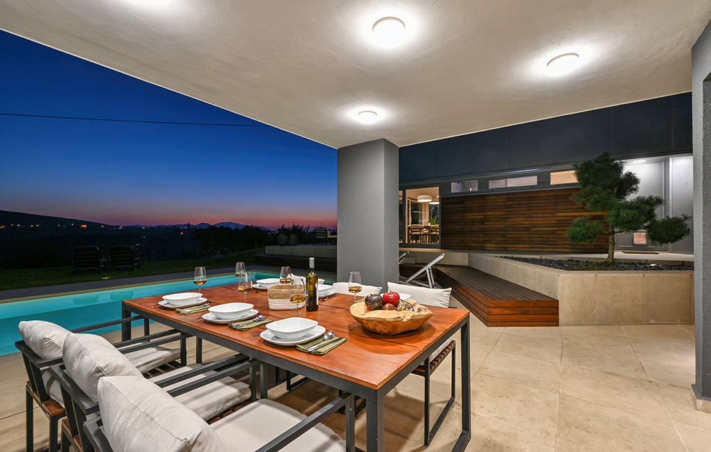 Feriehus - Varazdin Breg , Kroatia - CCC343 26