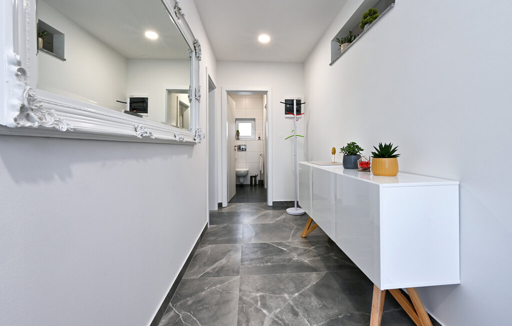 Feriehus - Varazdin-Lepoglava , Kroatia - CCC472 19