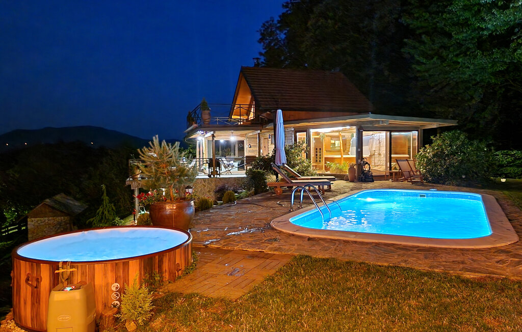 Semesterhus - Varazdin-Trakoscan , Kroatien - CCC156 12