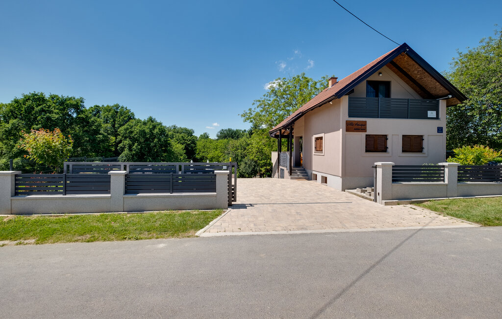 Feriehus - Bjelovar-Kobasicari , Kroatia - CCC355 18