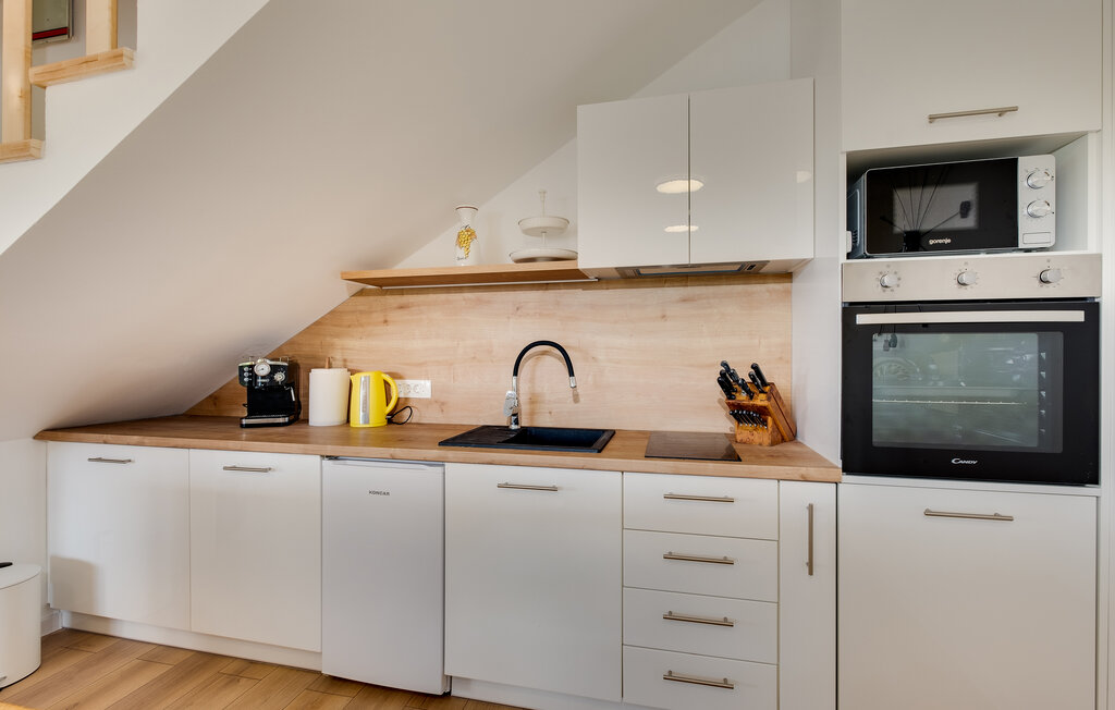 Feriehus - Jastrebarsko-Donja Reka , Kroatia - CCC313 17