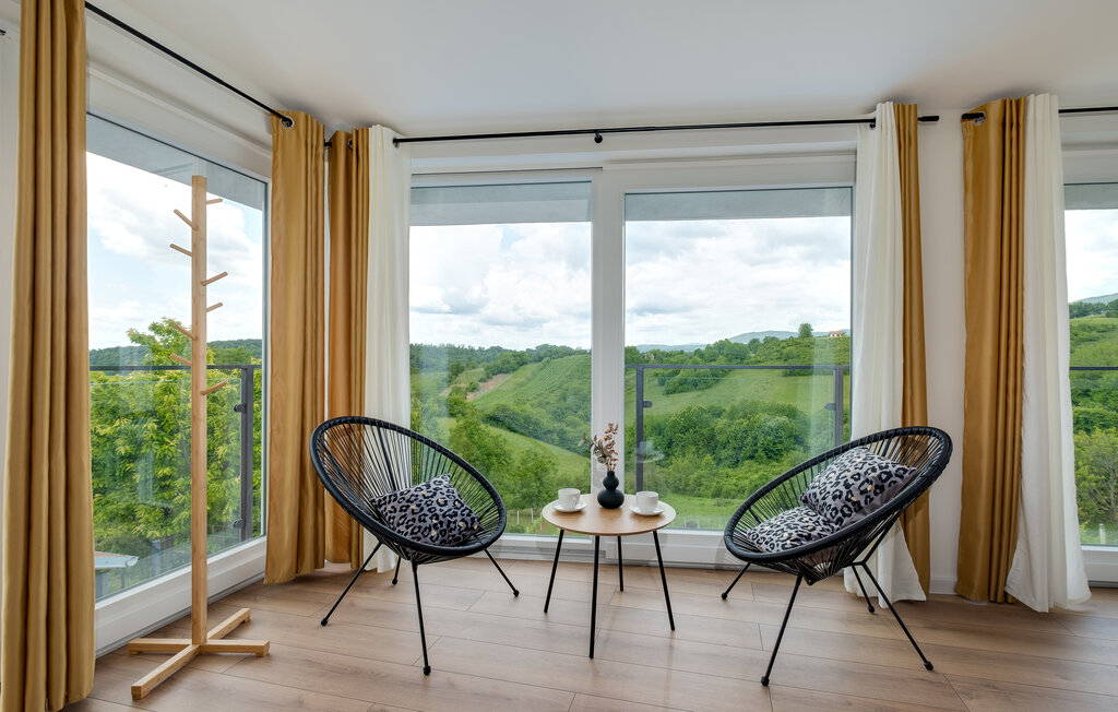 Feriehus - Jastrebarsko-Donja Reka , Kroatia - CCC313 5