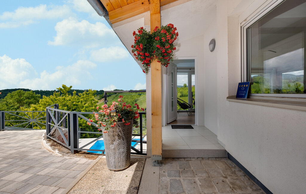 Feriehus - Jastrebarsko-Donja Reka , Kroatia - CCC313 13