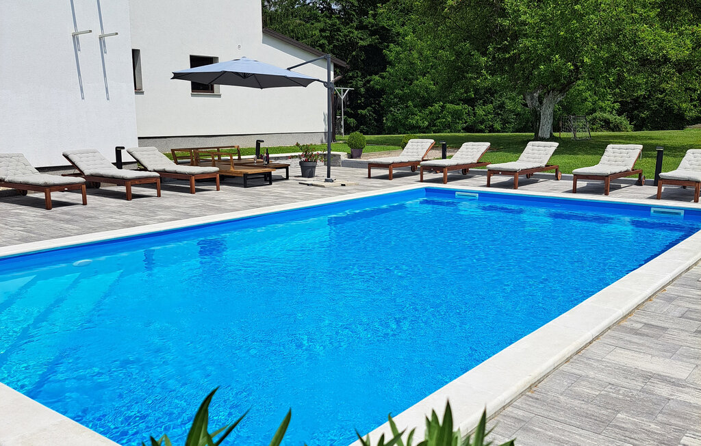 Semesterhus - Zagreb-Lasinja , Kroatien - CCC199 11