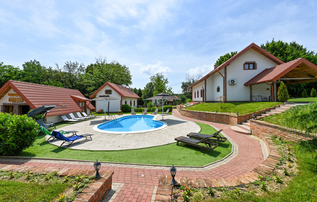 Semesterhus - Ludbreg Rivalno , Kroatien - CCC178 1