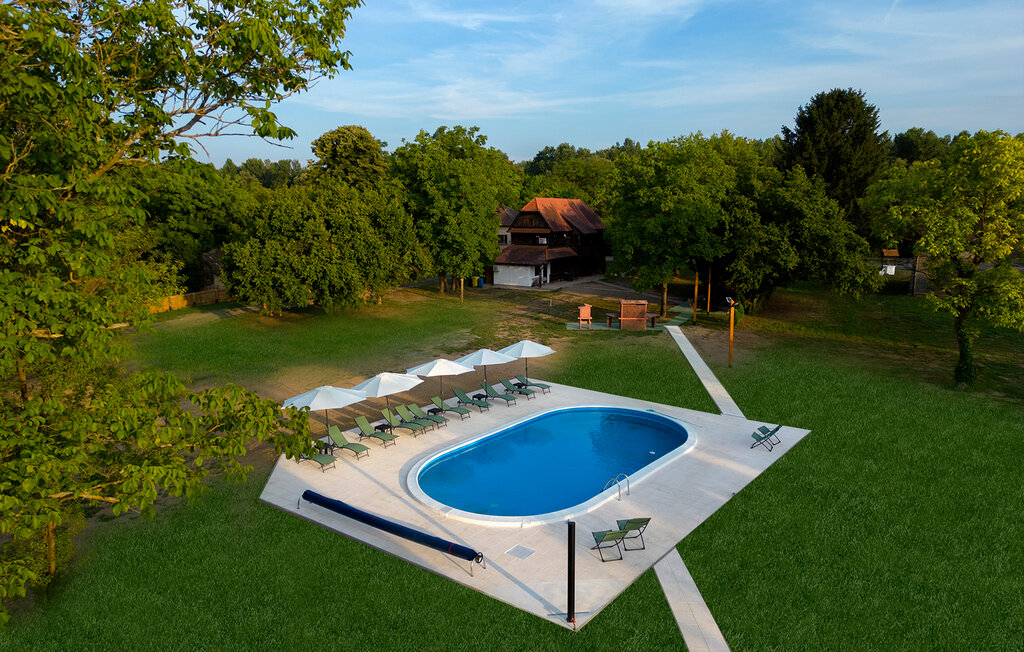 Ferienhaeuser - Sisak , Kroatien - CCC574 1