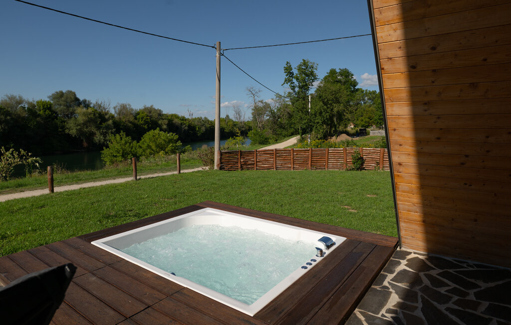 Feriehus - Karlovac , Kroatia - CCC624 2