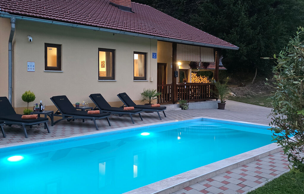 Feriehus - Tuhelj , Kroatia - CCC064 1