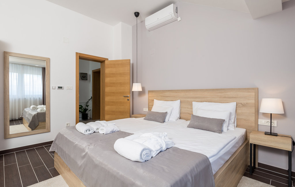 Feriehus - Lika-Udbina , Kroatia - CCL110 37