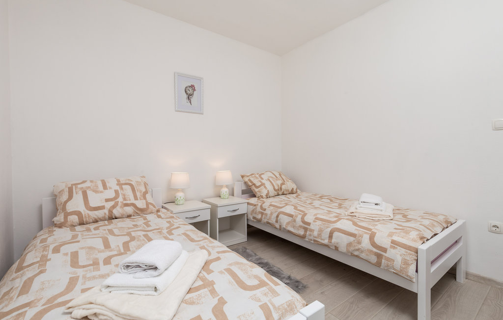 Ferienhaus - Gospic-Debelo Brdo , Kroatien - CCL086 30