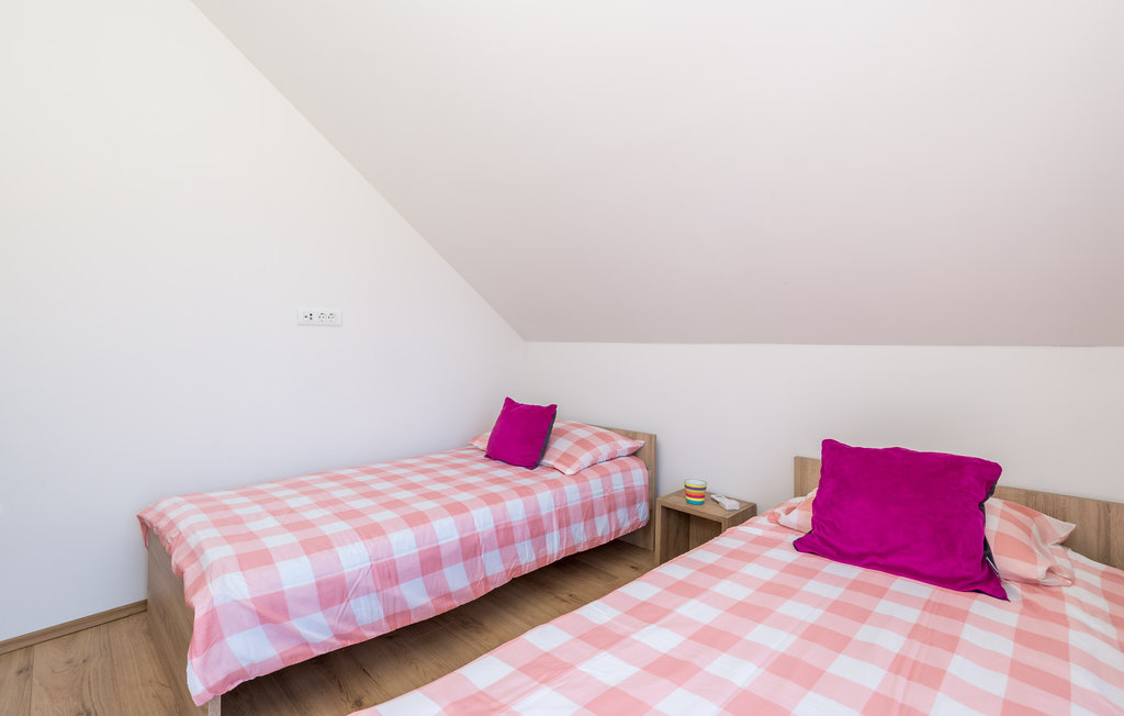 Feriehus - Plitvicka jezera-Slunj , Kroatia - CCL107 32