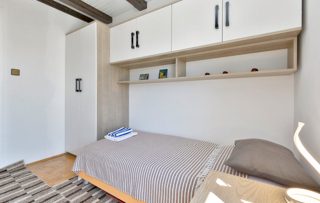 Semesterhus - Karlovac-Donji Zvecaj , Kroatien - CCL111 27