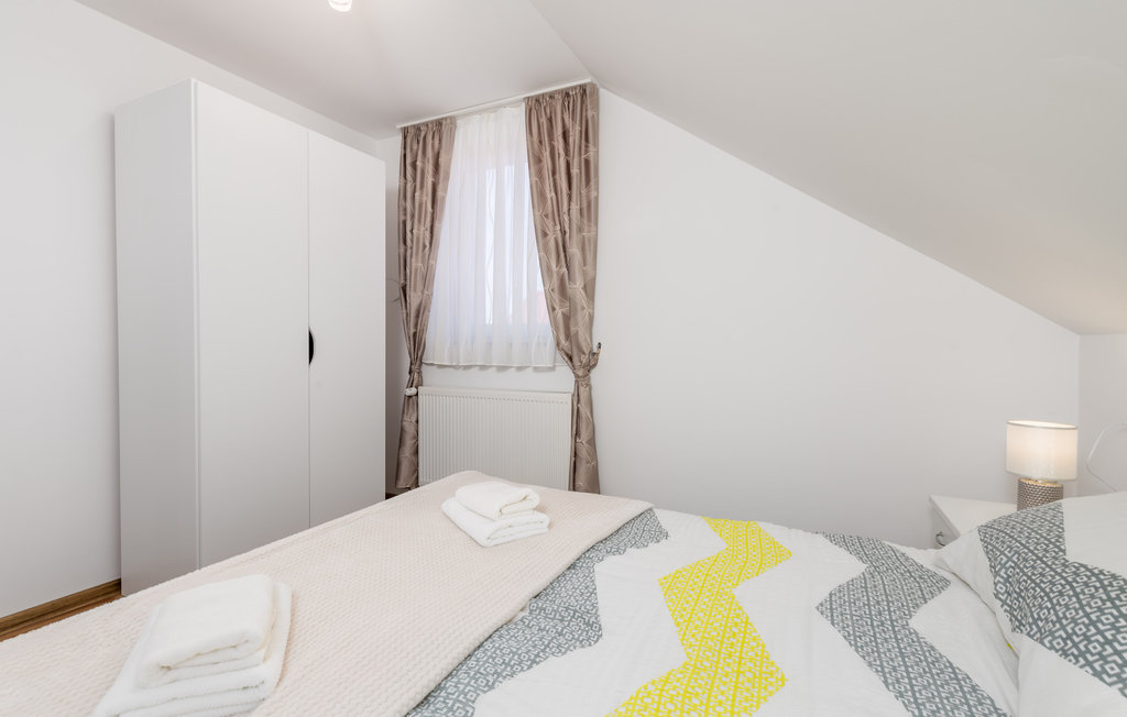 Ferienhaus - Gospic-Debelo Brdo , Kroatien - CCL086 25