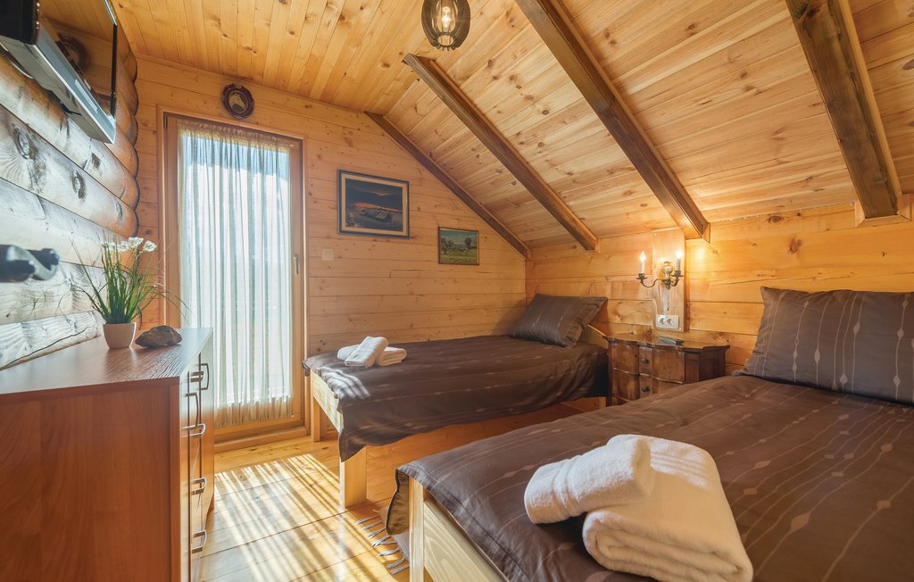 Feriehus - Gospic , Kroatia - CCL022 45