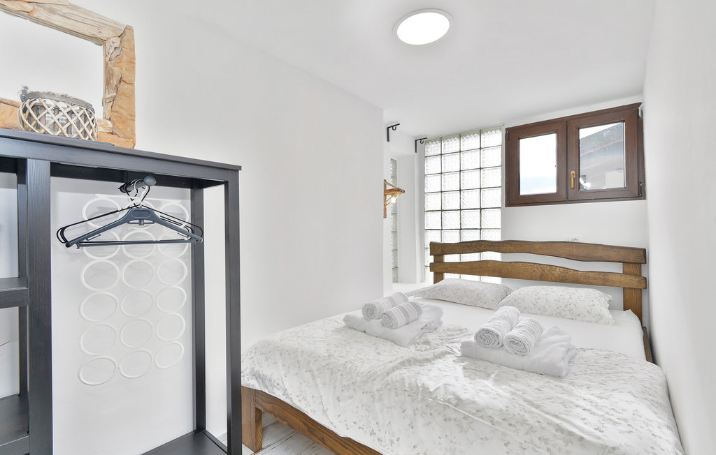 Semesterhus - Karlovac-Zadobarje , Kroatien - CCL102 23