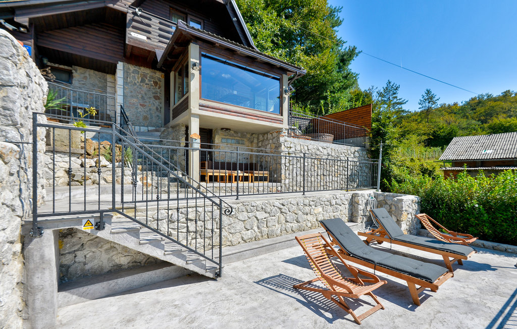 Semesterhus - Karlovac-Zadobarje , Kroatien - CCL102 7