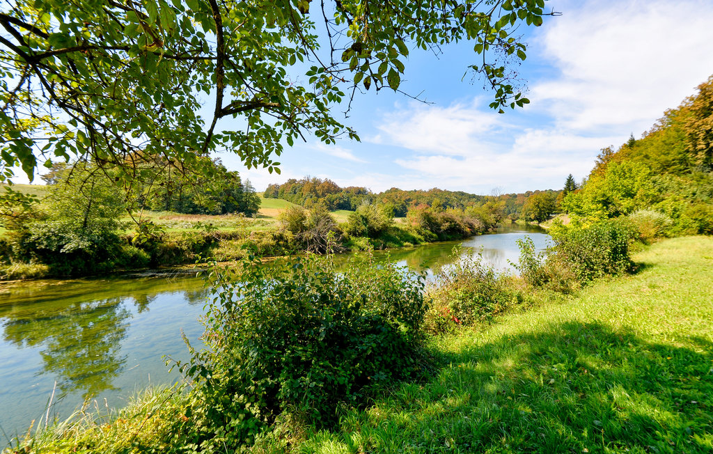 Semesterhus - Karlovac-Zadobarje , Kroatien - CCL102 15