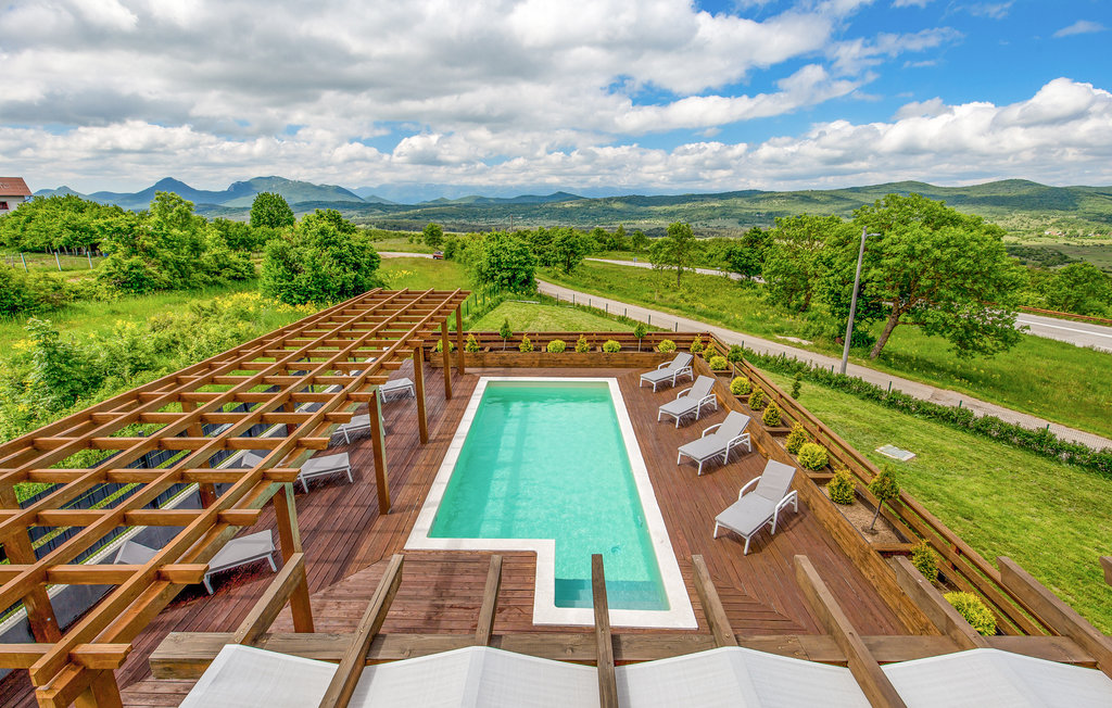 Feriehus - Lika-Udbina , Kroatia - CCL110 20