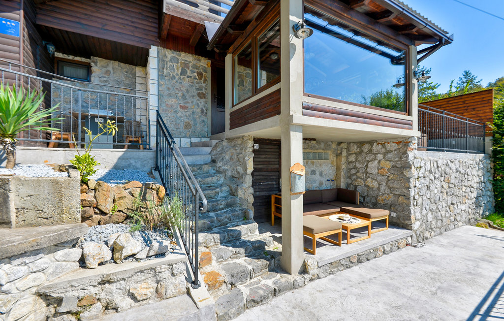 Semesterhus - Karlovac-Zadobarje , Kroatien - CCL102 13