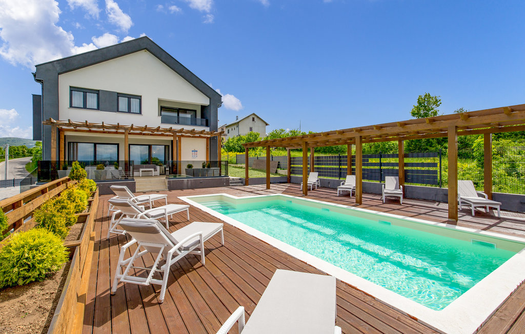 Feriehus - Lika-Udbina , Kroatia - CCL110 9