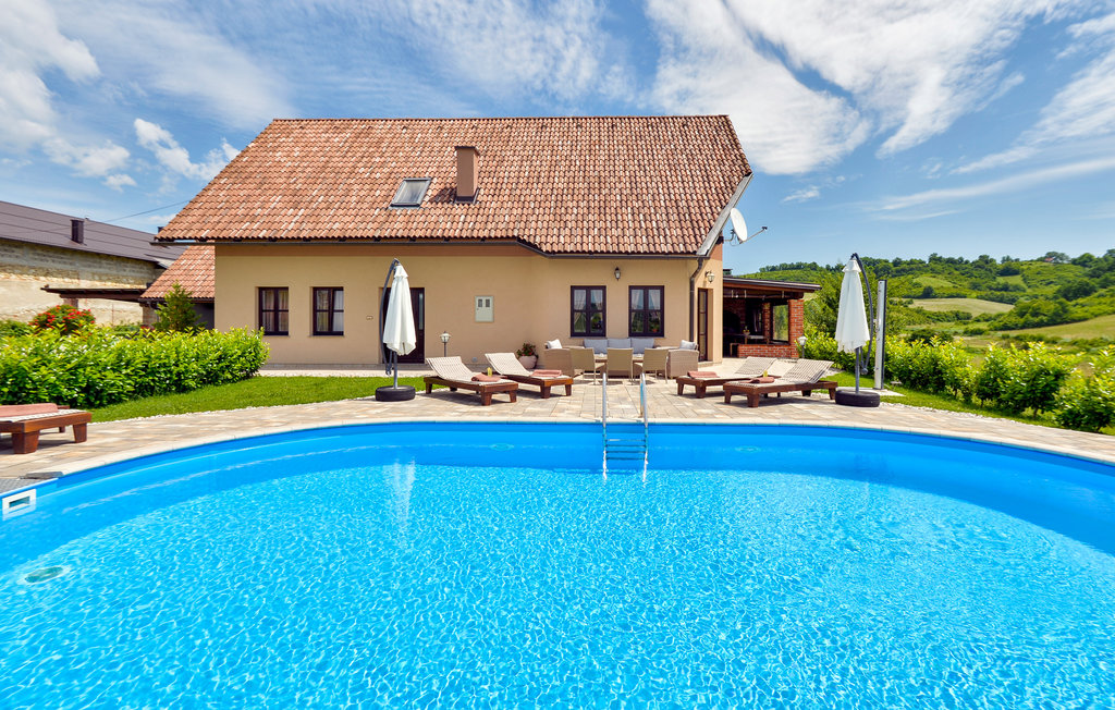 Feriehuse - Karlovac-Krasic , Kroatien - CCL048 12