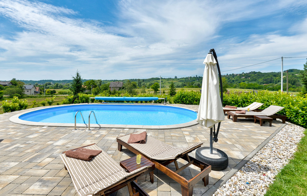 Feriehuse - Karlovac-Krasic , Kroatien - CCL048 11