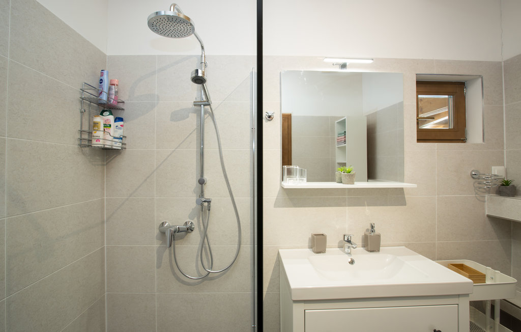 Semesterhus - Plitvicka jezera-Slunj , Kroatien - CCL099 26